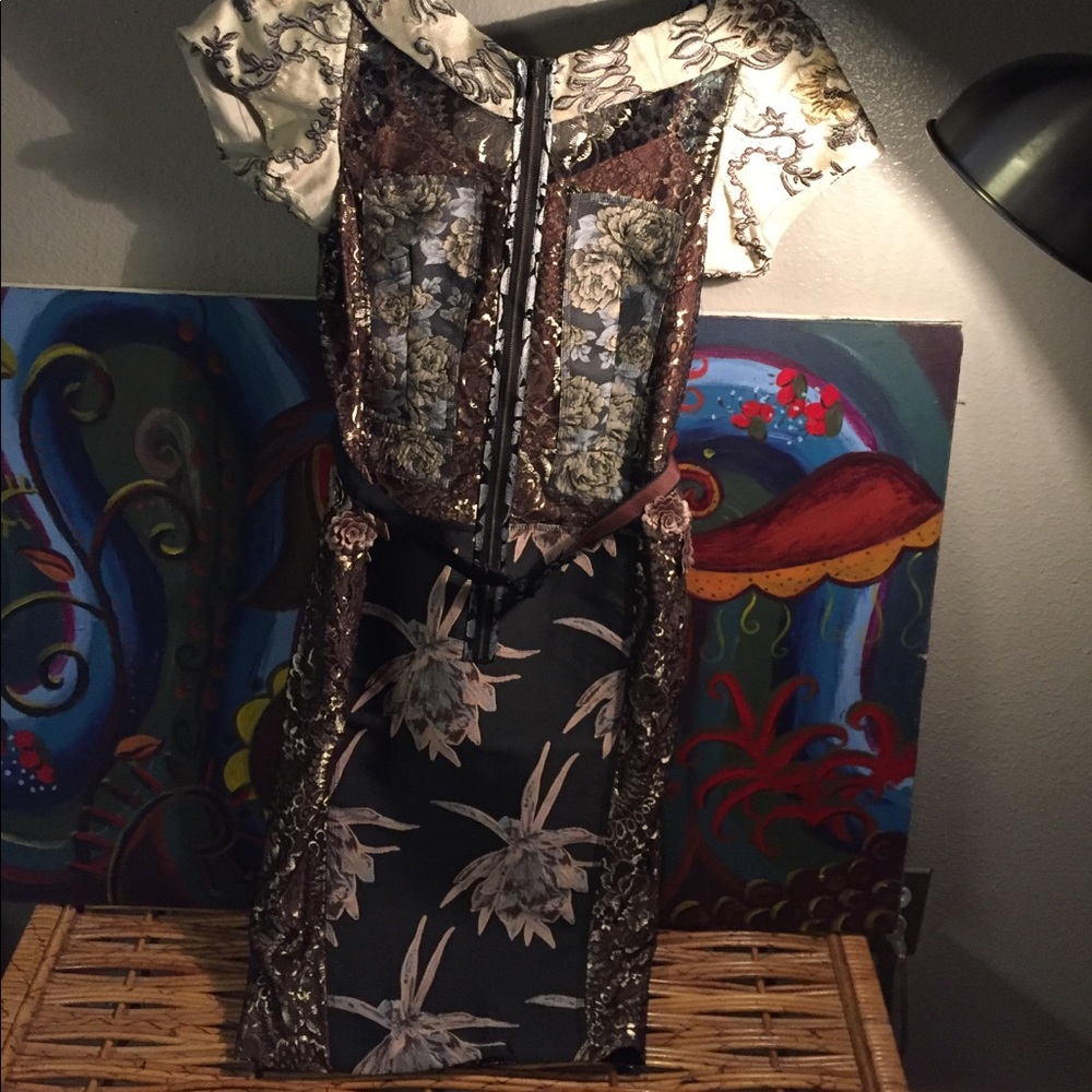 Byrons Lars Dress - Picture 2 of 7